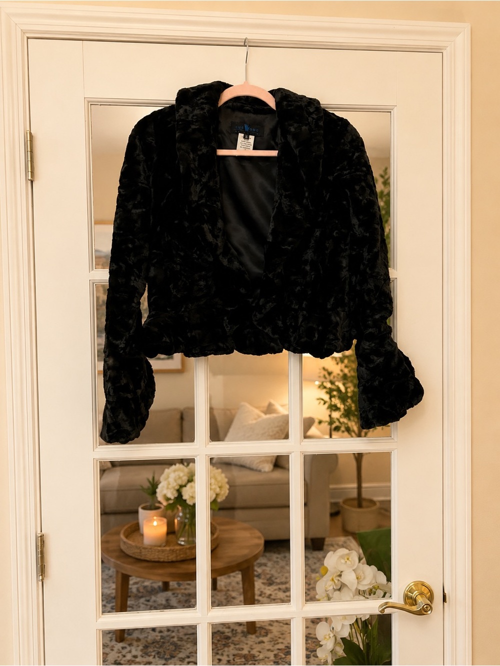 Sue Wong Black Faux Fur Shawl-Collar Cropped Jacket